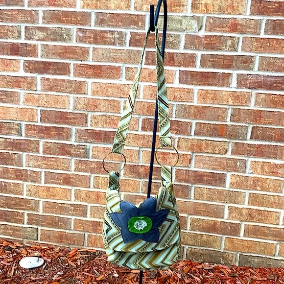 Cherella Blue, green & brown Floral unique crossbody or shoulder handbag - Picture 2 of 11